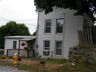 49 Winter St, Chestnut Hill, CT 06226-2024