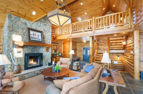 9639 Folsom Rd, Britt, MN 55710-8209