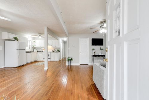 199 George Hill Rd, Newnan, GA 30263-5236