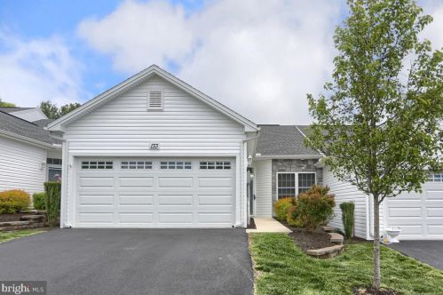 133 Lehman Dr, Carlisle PA  17013-8564 exterior