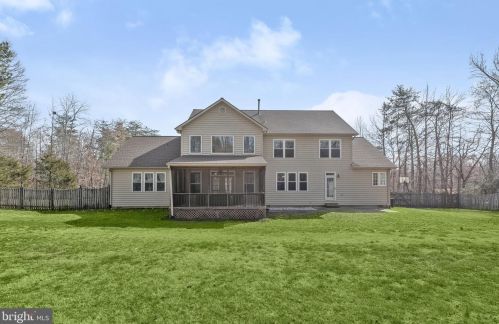 590 Stocketts Run Rd, Davidsonville MD  21035-2608 exterior