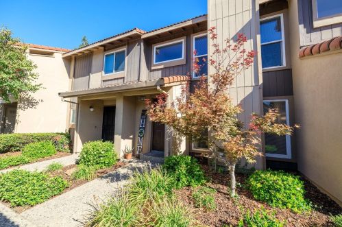 4077 Dale Rd, Modesto, CA 95356-9607