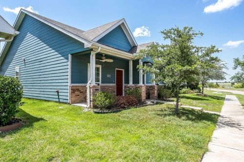 10973 Caldwell Ln, Fort Worth, TX 76179-5311