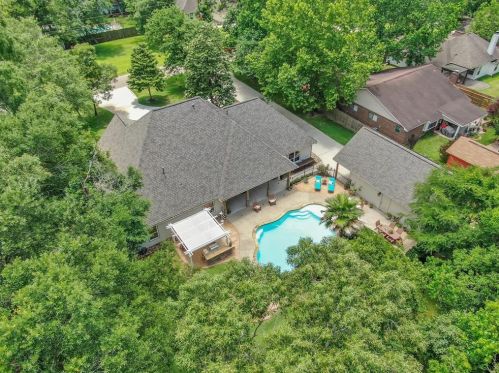 1612 Sweet Gum St, Conroe TX  77385-9530 exterior