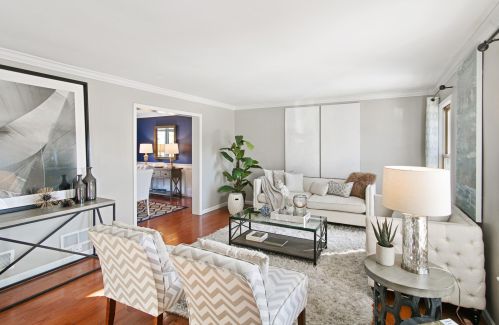 1632 Westminster Dr, Naperville, IL 60563-9208