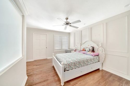 3561 Windspun Dr, Huntington Beach CA  92649-2027 exterior