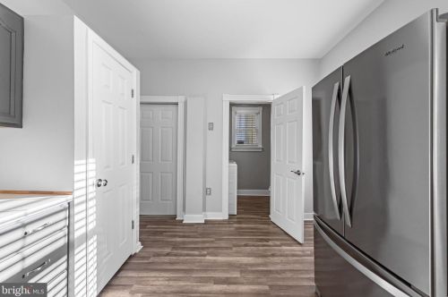 112 Lawrence St, Charles Town WV 25414-1514 exterior