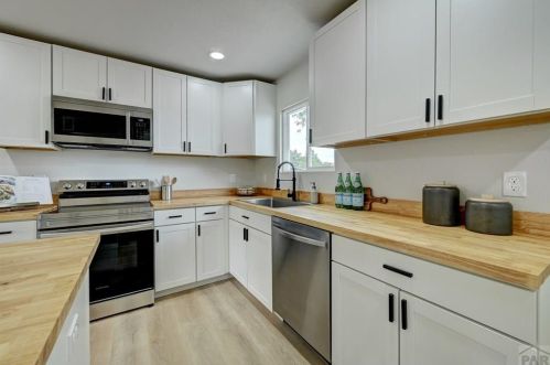 3502 Ivywood Ln, Pueblo CO  81005-2555 exterior