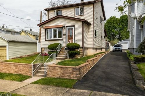 113 Vernon Ave, Paterson, NJ 07503-2020