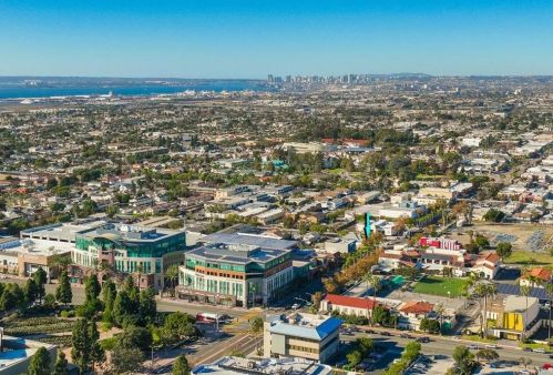 462 3rd Ave, Chula Vista CA  91910-4613 exterior