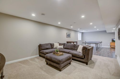 9340 Compass Pointe Rd, Saint Paul MN  55129-5513 exterior