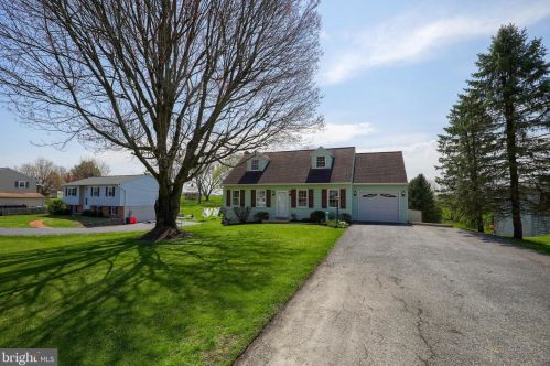 2250 Main St, Ephrata, PA 17522-9119
