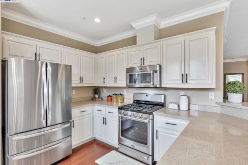 1774 Whipoorwill St, Livermore, CA 94551-8760