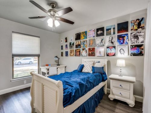 3225 Chapel Downs Dr, Dallas TX  75229-5834 exterior