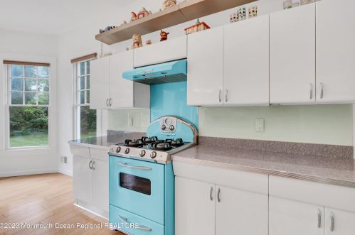 139 Cold Indian Spg Rd, Tinton Falls NJ 07712-3247 exterior