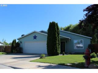 1059 Hartley Ave, Hermiston OR  97838-1252 exterior