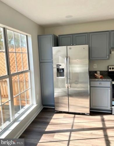 3365 Esquarre Ct, Woodbridge, VA 22193-1026