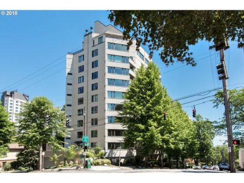 2245 Park Pl, Portland OR  97205-1105 exterior