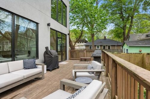 1889 Bixby St, Atlanta GA  30317-2247 exterior