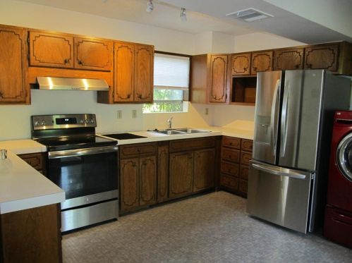 2110 7th St, Taylor Lake Village TX  77586-3472 exterior
