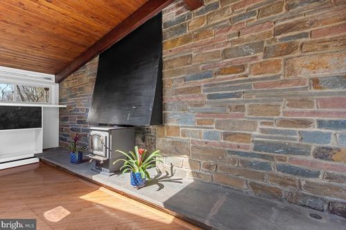 1006 Somerset Ln, Silver Spring MD 20904-6241 exterior