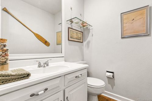 12647 Bates Cir, Aurora CO 80014-3315 exterior