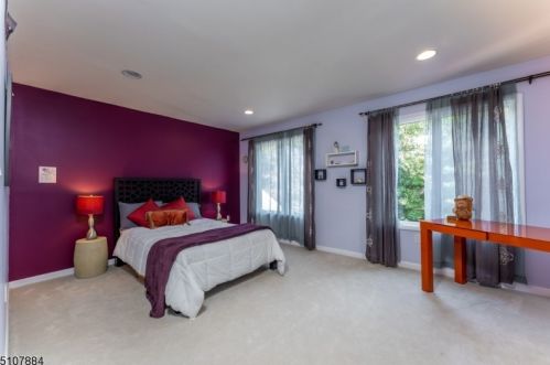 2 Brookview Cir, Dover NJ  07869-4636 exterior