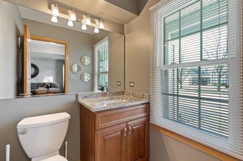 723 Warwick Dr, Carol Stream IL  60188-4332 exterior