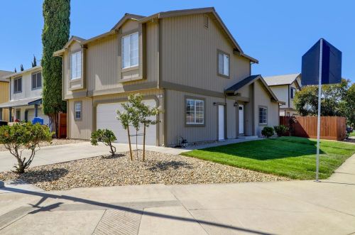 19 C St, Tracy, CA 95376-4535