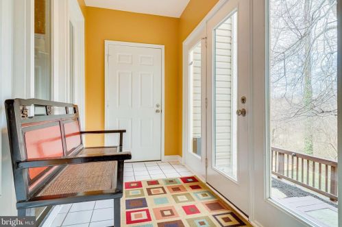 9301 Poplar Spring Ct, Springfield, VA 22015-3455