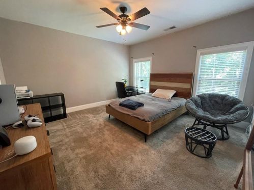 1233 Blairwood Ct, Atlanta GA  30331-7490 exterior