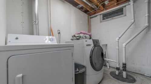 9601 Dogwood Dr, Hammond IN 46321-3709 exterior