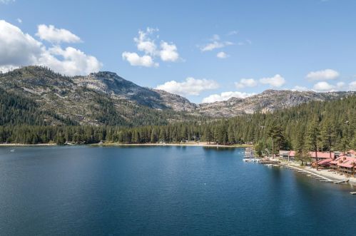 10175 Washoe Rd, Truckee CA exterior