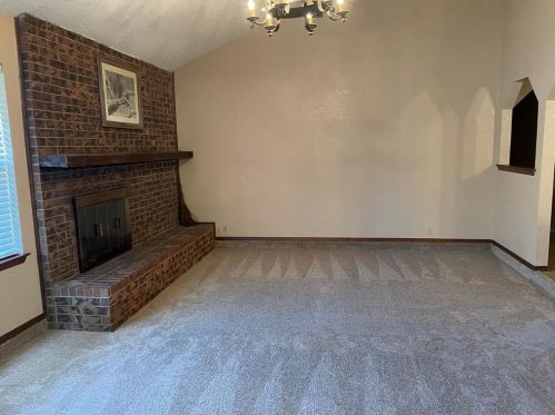 1521 Timbercreek Rd, Fort Worth TX  76126-3818 exterior