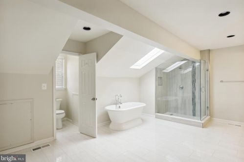 13404 Silver Moon Way, Silver Spring MD 20904-1250 exterior