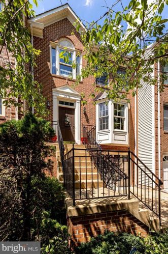 7340 Westmore Dr, Springfield, VA 22150-4279