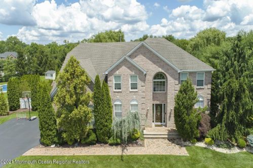 100 Manfre Ct, East Freehold, NJ 07728-9335