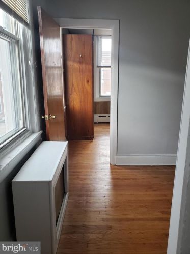 1813 19 St, Philadelphia PA  19146-1438 exterior