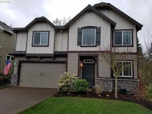 4707 Masters Dr, Newberg, OR 97132-7470