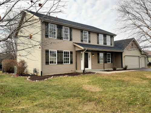 156 Autumnwood Ln, Davis Jct, IL 61020-9425