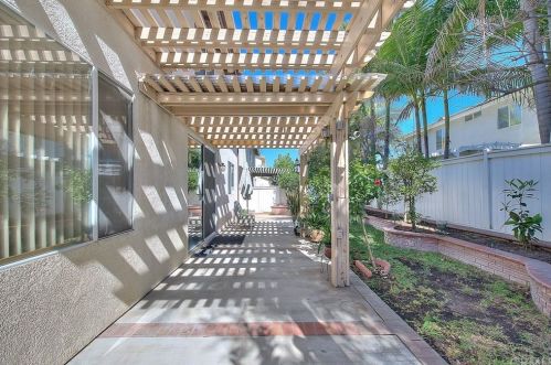 236 Aspan Ave, Irwindale CA 91702 exterior