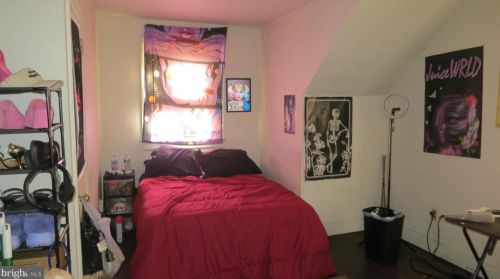 107 Hermitage Ave, Trenton NJ  08618-5509 exterior