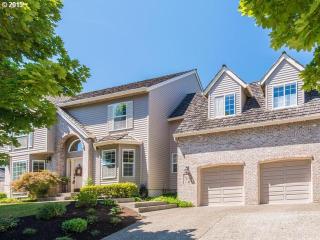 14925 Scarlett Dr, Portland, OR 97224-1510
