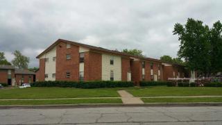 1364 107th East Ave, Tulsa OK  74128-4008 exterior
