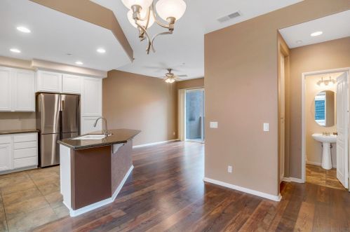 726 Kellogg St, San Marcos CA  92078-7300 exterior