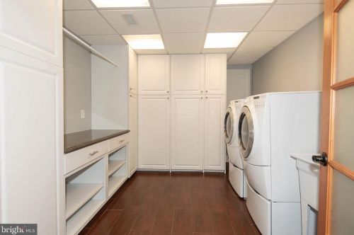 255 Lower Magothy Beach Rd, Severna Park MD  21146-2118 exterior