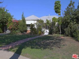 940 3 Ave, Los Angeles CA  90018-4246 exterior