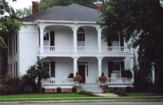 308 Main St, Faison, NC 28341-7650