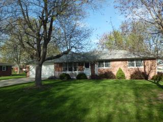 4 Victor St, Foster Pond, IL 62298-5532