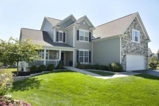 7569 Southview Ct, Columbus, OH 43235-1631